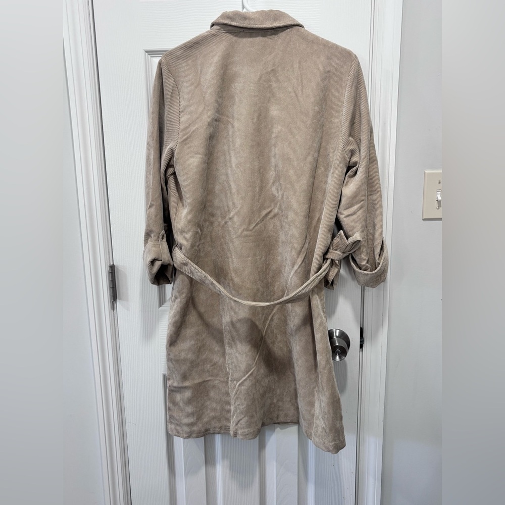 Tommy Hilfiger Taupe Button-Up Midi Dress - Picture 3 of 16